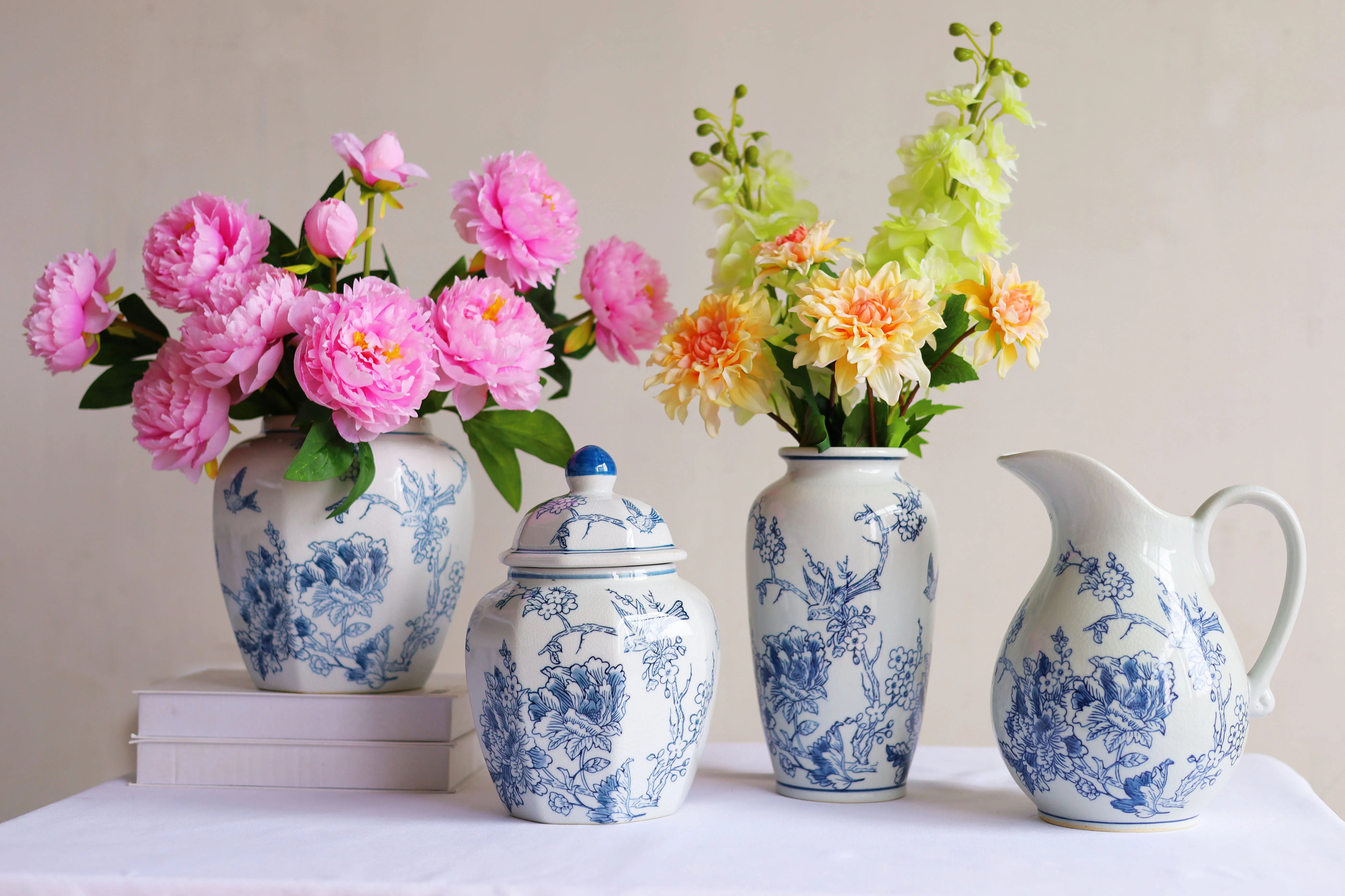 White And Blue Floral Wedding Chinoiserie Decorative Vase Ceramic ...