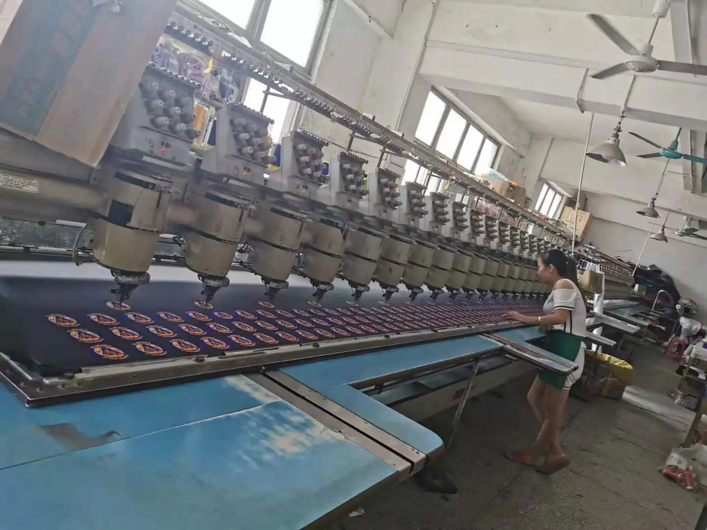 Shenzhen Ronghua Embroidery Technology Co., Ltd.
