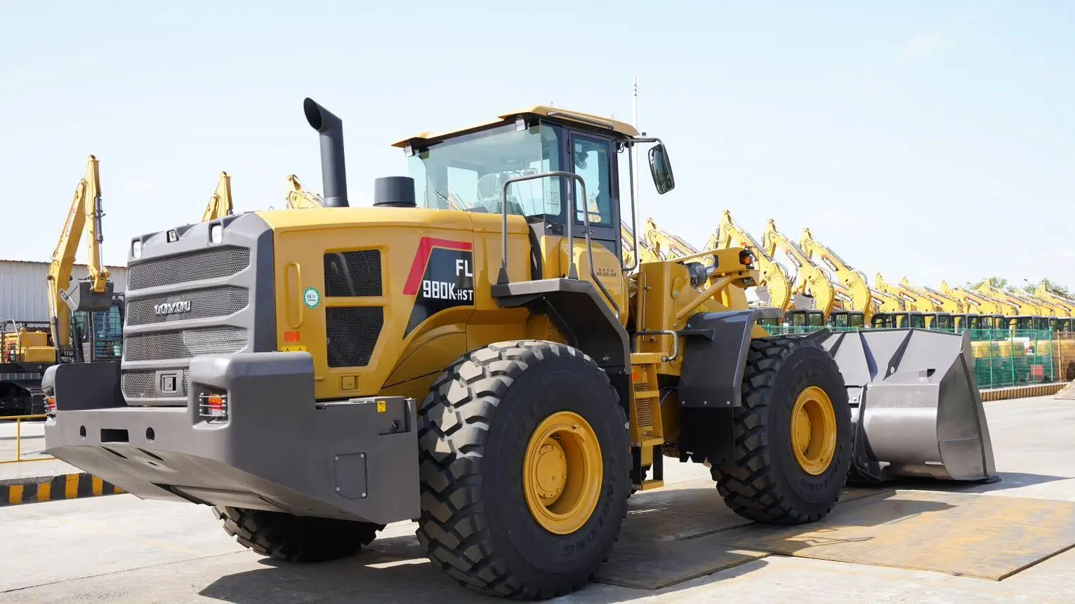 2024 Star Product Line Wheel Loader FL980K 8.0Ton Diesel Front Loader with Reliable Pump and Gearbox