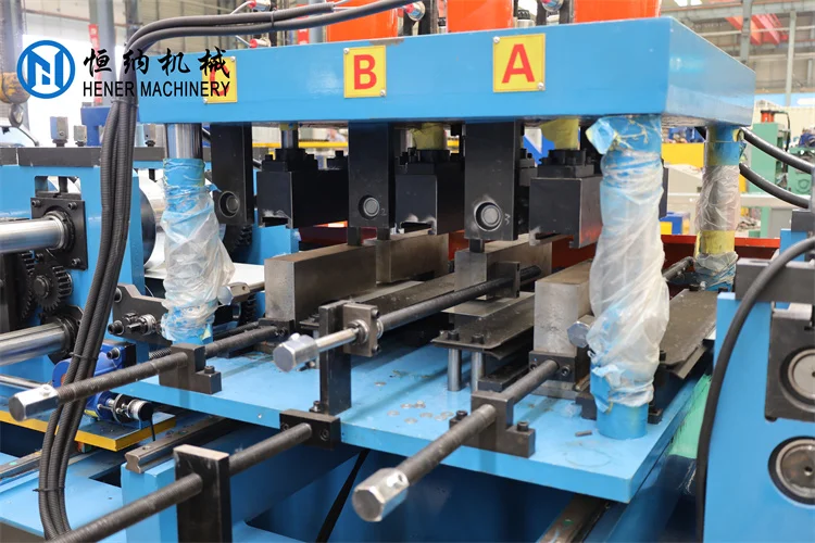 China Full Automatic Automatic C Purlin and Z Purlin Roll Forming Making Machine