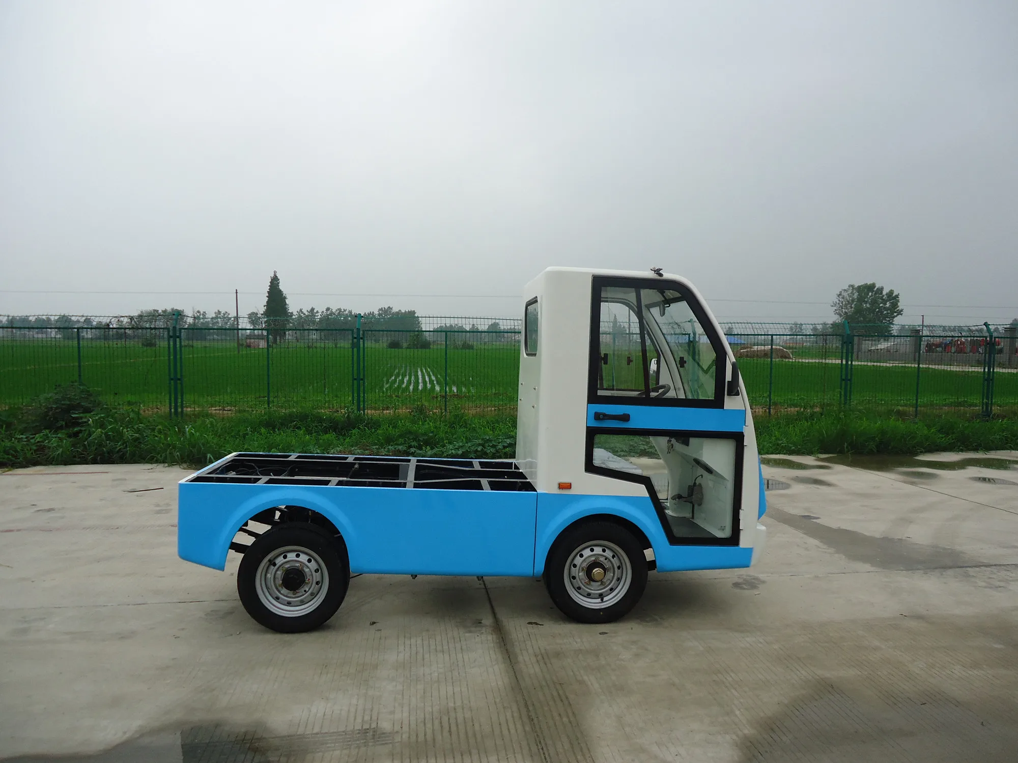 1t Mini Electric Cargo Truck - Buy Electric Cargo Truck,Mini Truck ...