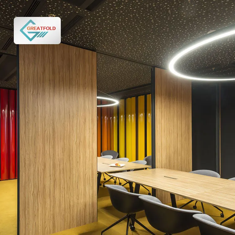 Customized Modern Soundproof Movable Partition Wood Grain Design Wood Walls for Office Meeting Room Schools Hospitals Gyms