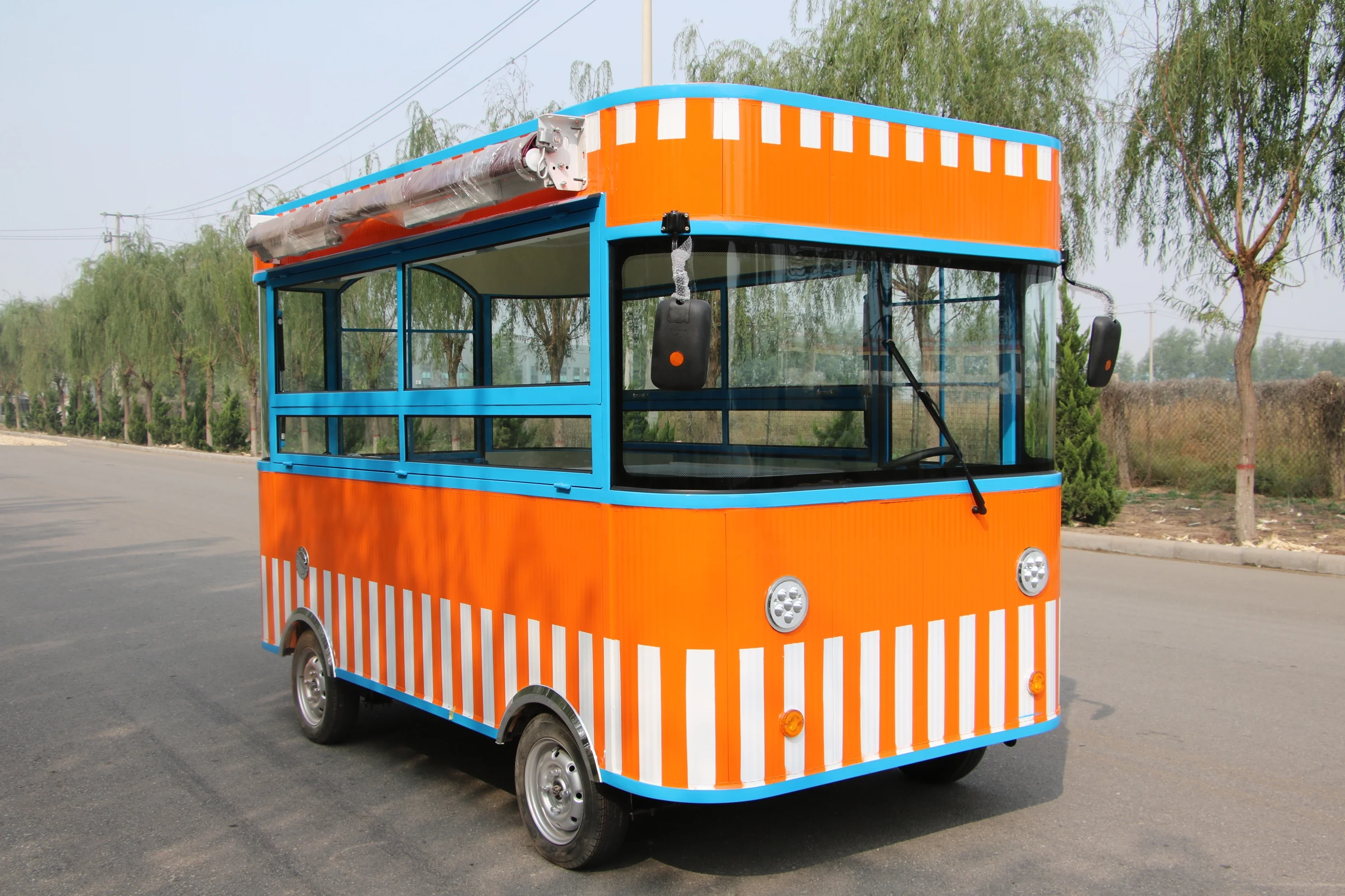 Outdoor Mobile Food Trailer Street Mobile Food Cart China Factory