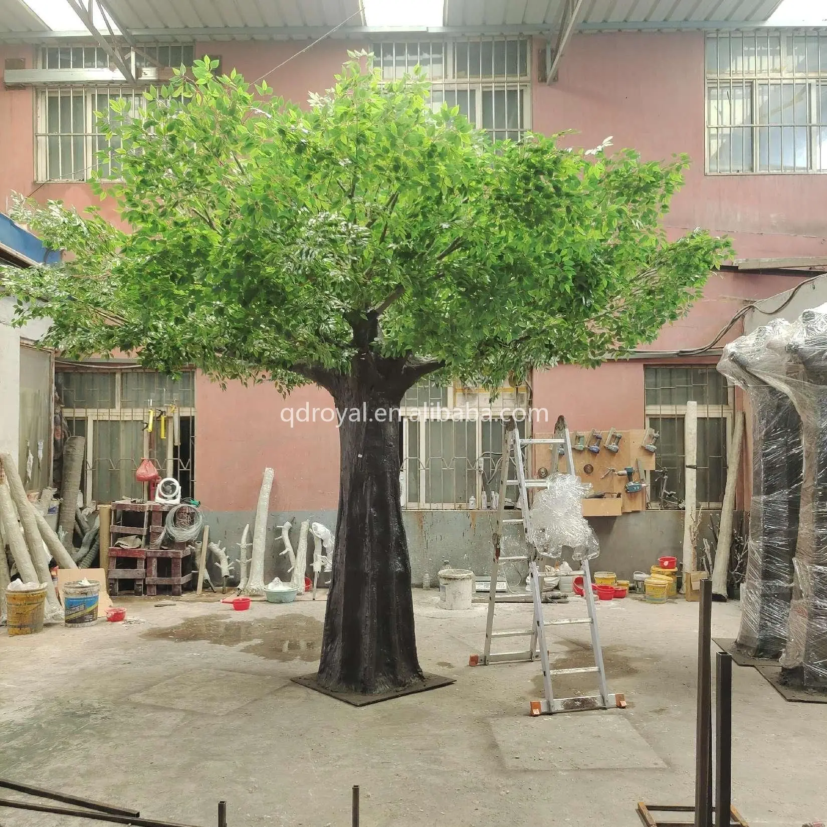 Factory Sale Large Outdoor Artificial Banyan Tree Theme Park Artificial Plant Tree For