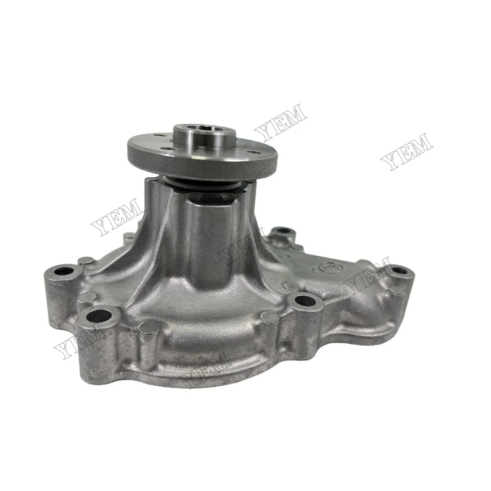For Kubota Engine D722 Engine Water Pump for Kubota D722 Engine Parts