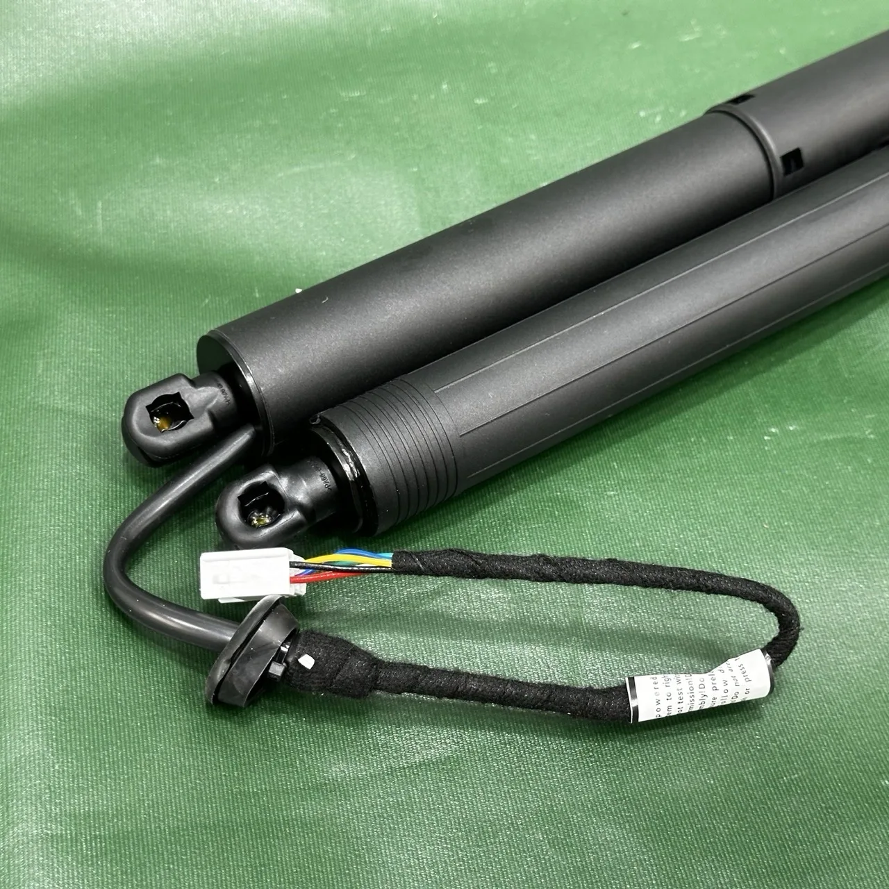 68910-48150 68920-48140 Electric Support Rod for Toyota VENZA