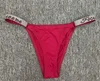 bragas rojas