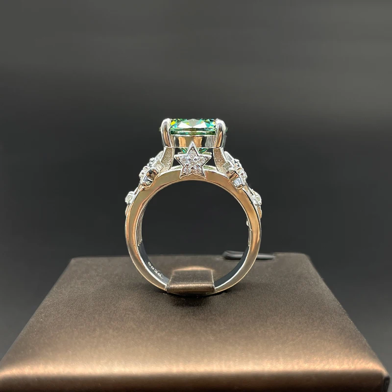 Luxury Carat Green Moissanite Diamond Ring for Women S925