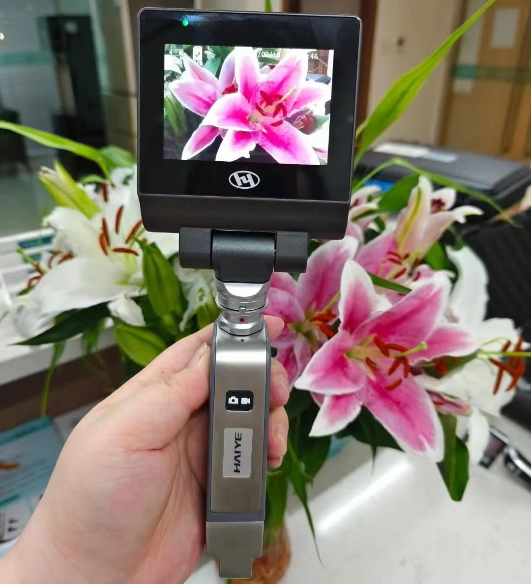 Reusable Video Laryngoscope for Children and Adult Surgical Intubation with Medical Endoscope Camera