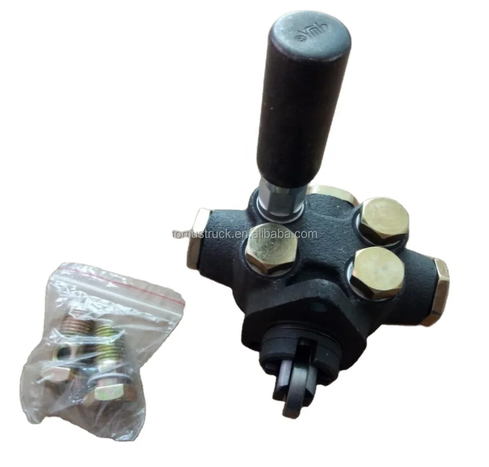 HOWO 336 and 371 Engine Parts VG1560080023 Injection Pump Fuel Feed Pump