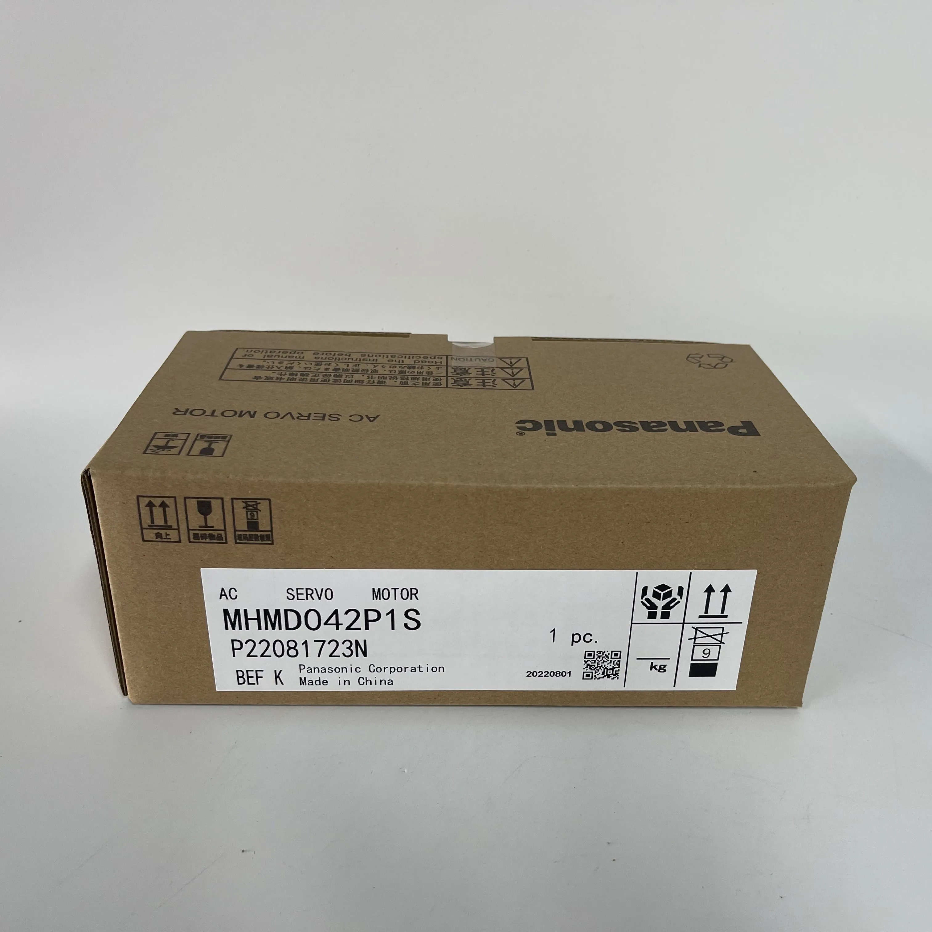 Panasonic AC Servo Motor MHMD042P1S