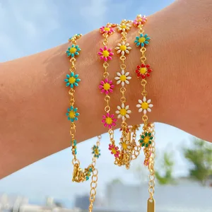 MW Women's Fashionable and Minimalist Bracelet, Crafted From 18K Gold-Plated Stainless Steel with Colorful Daisy Design