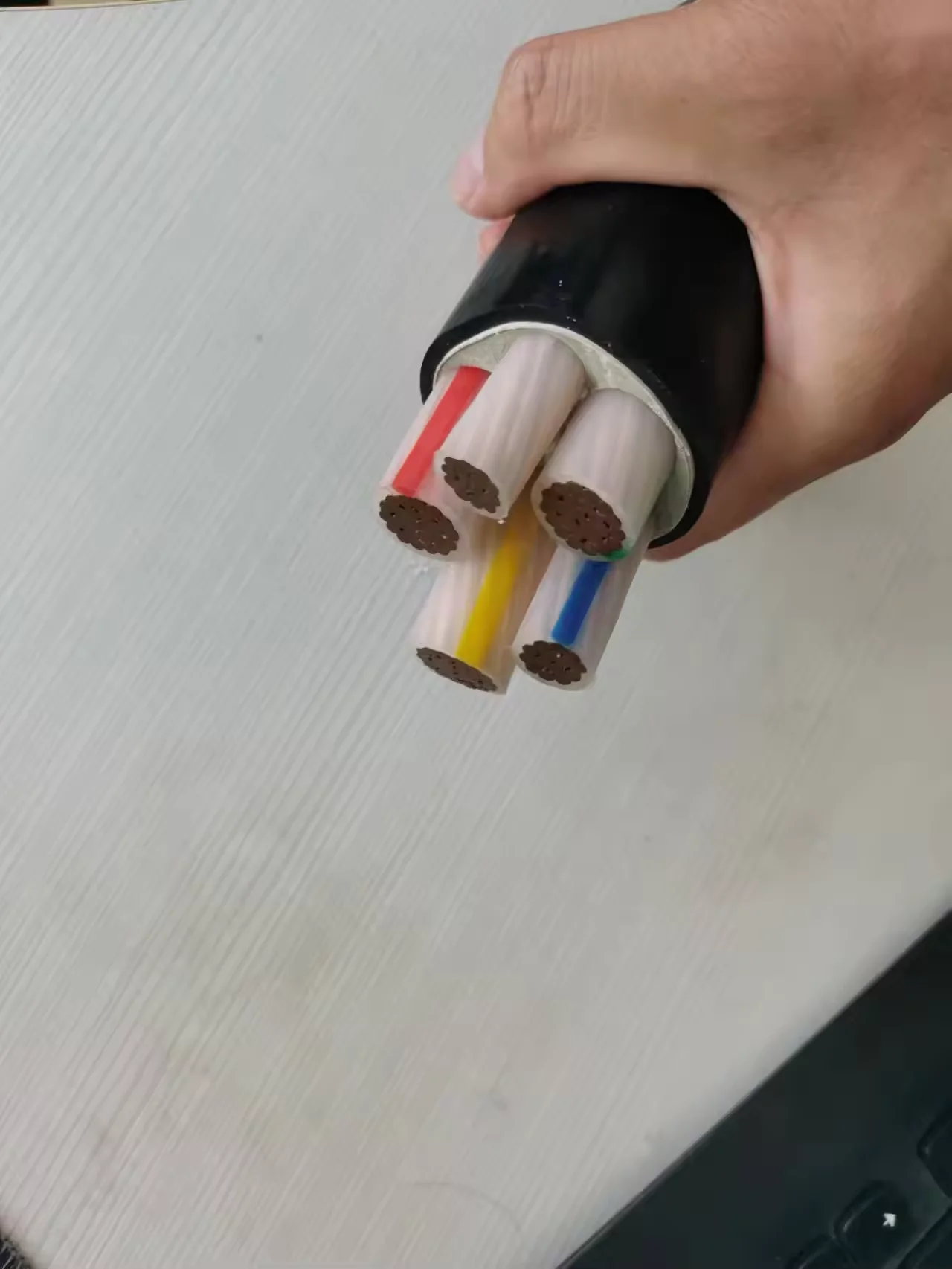Cable 3G1.5 3G2.5 XLPE Copper U1000 R2V U1000RO2V 3*1.5 3*2.5 PVC Power Station Xlpe Cable Price List Type Mc Power Cable 1000v