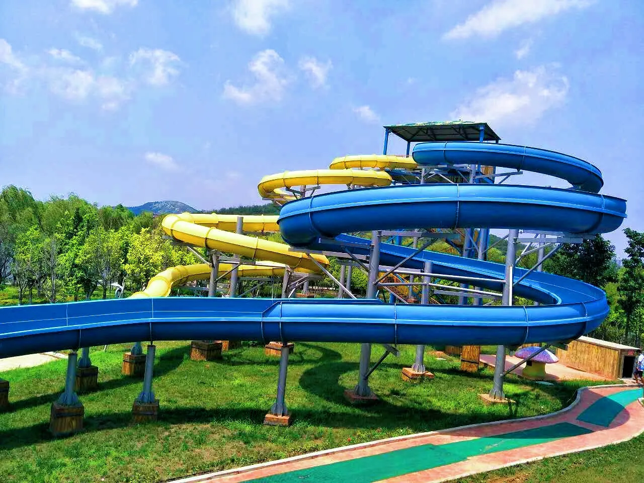 Customized Size Colorful Fiberglass Water Slide for Outdoor Water Parks and Pools