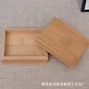 Boîte en bambou et bois vernis