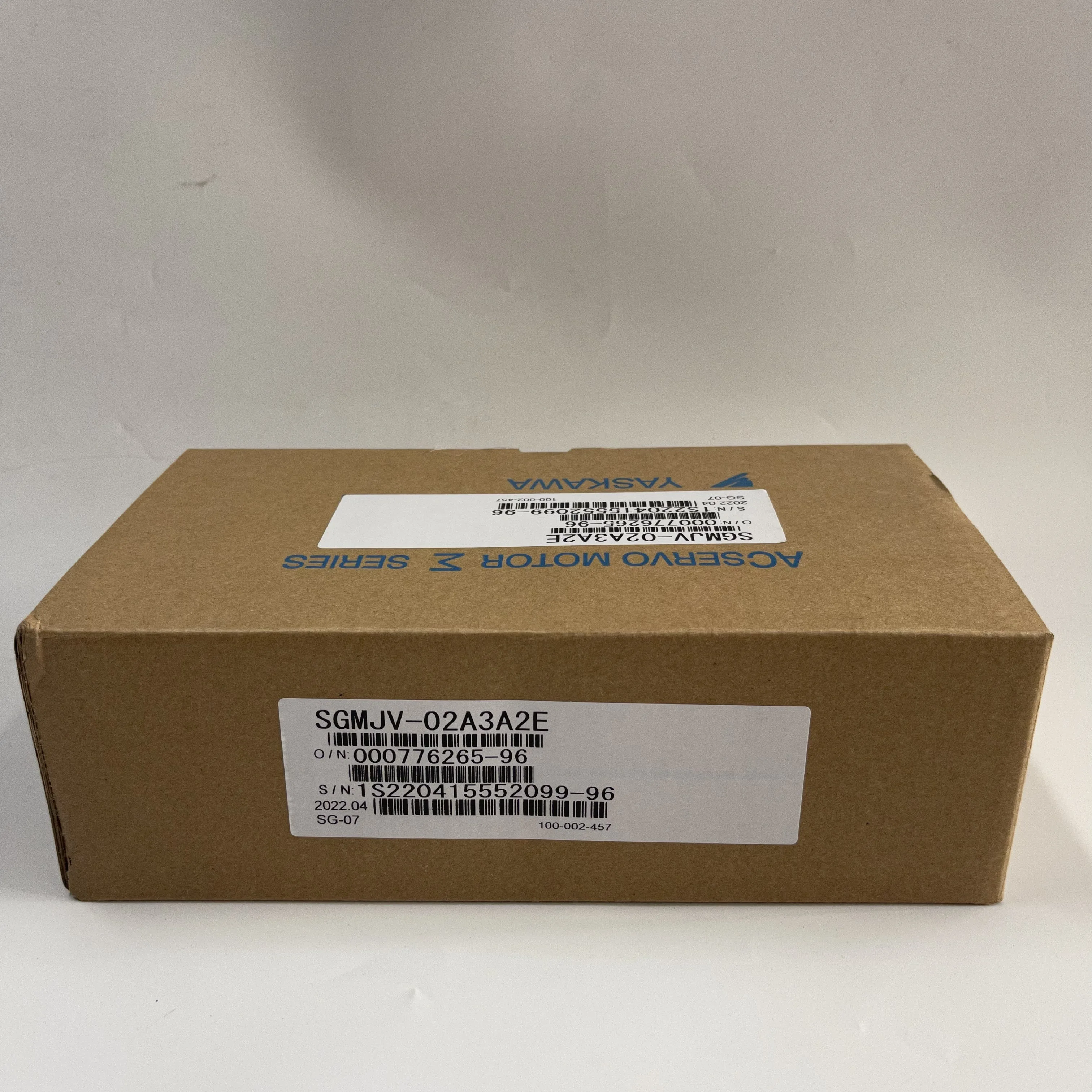 Yaskawa AC Servo Motor SGMJV-02A3A2E Yaskawa AC Servo Motor SGMJV-02A3A2E
