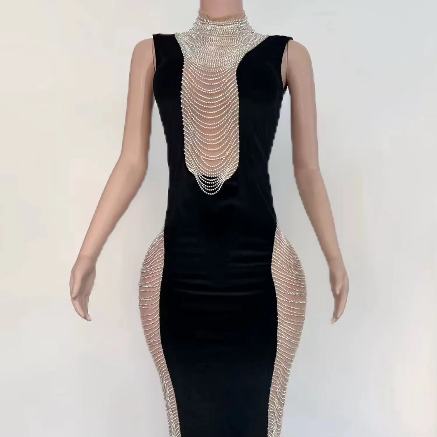 Women's Vintage Autumn Dress European American Hip-Wrapped Halter Empire Waistline Solid Pattern Above Knee-Length Model