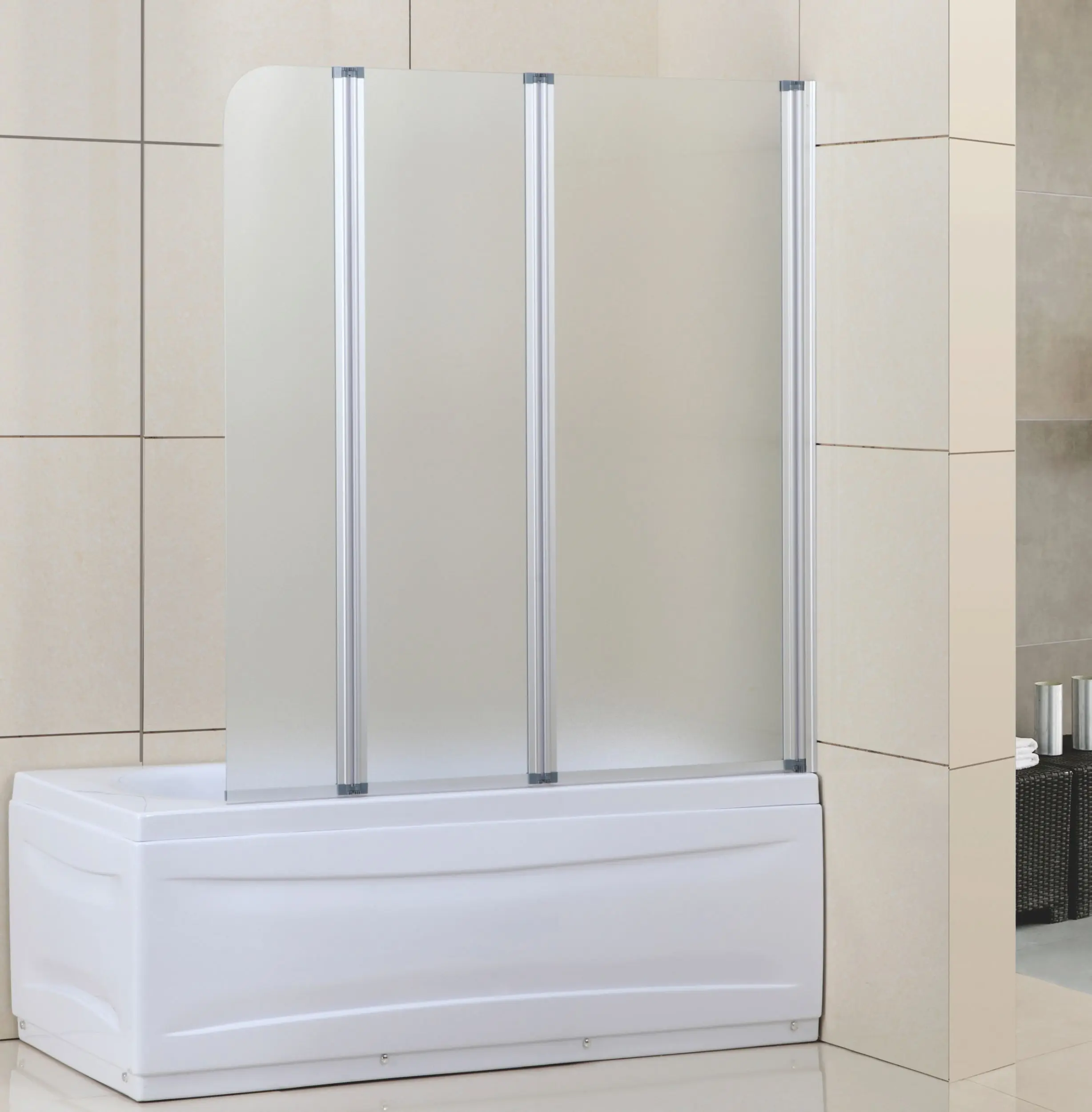
3 folded free style 4mm safety Glass Shower Bathtub Screen free standing HOT online selling model 