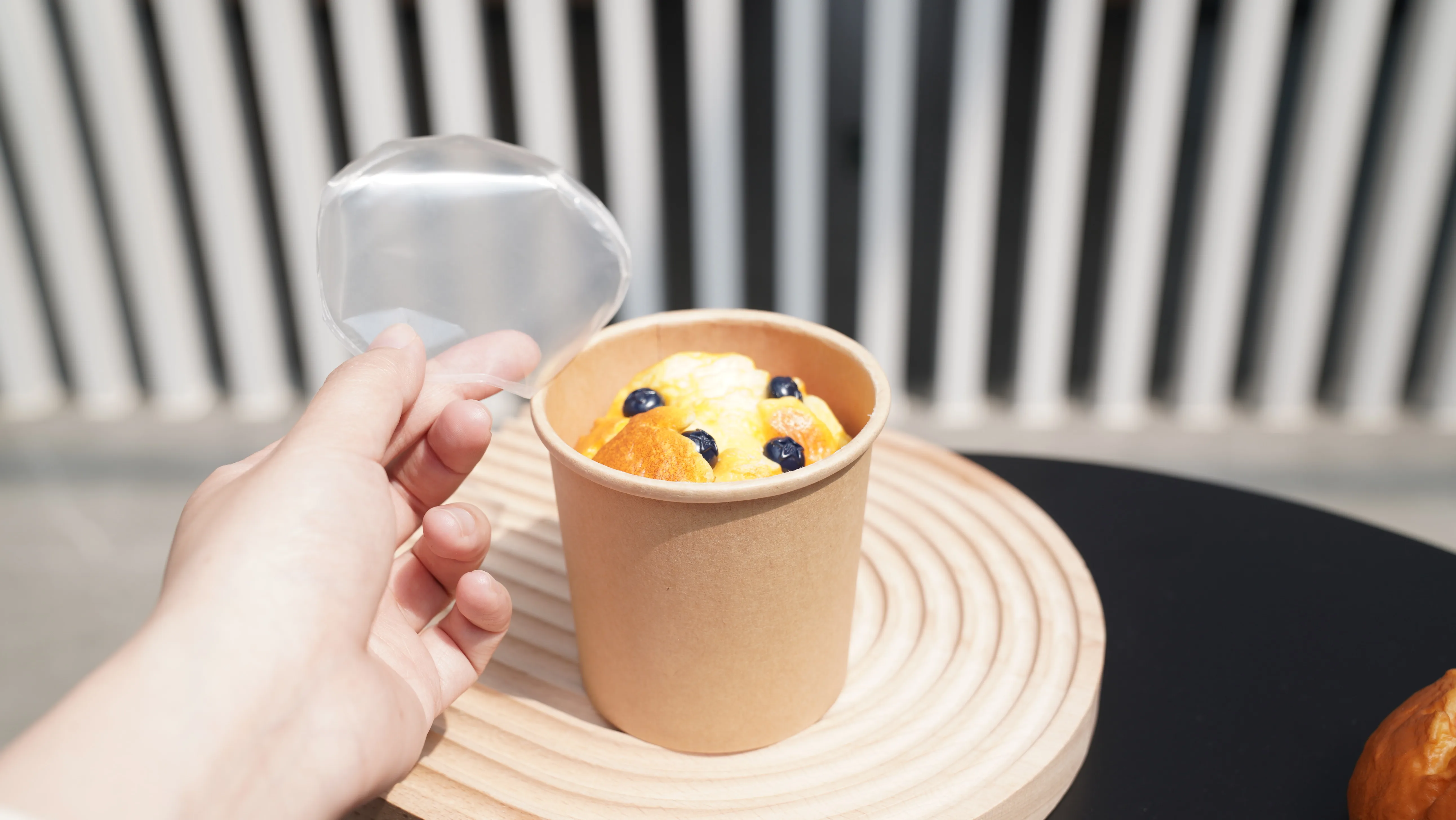 Sowinpak Customizable Various Colors Materials Round MAP Paper Soup Container for Sealing details