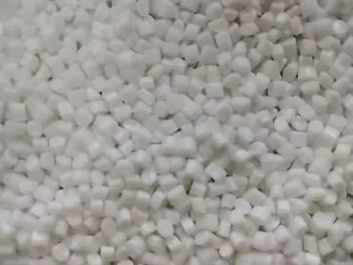 LDPE 2420H устойчивость к старению высокая прозрачность высокопрочные пластмассы общего назначения гранулы для пленок