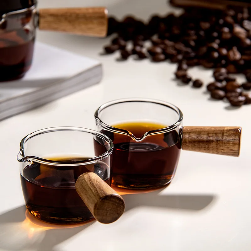 Espresso Measuring Cups Latte Milk Pot Glass Sauce Cup  Coffee Mini Milk Pot with Wooden Handle