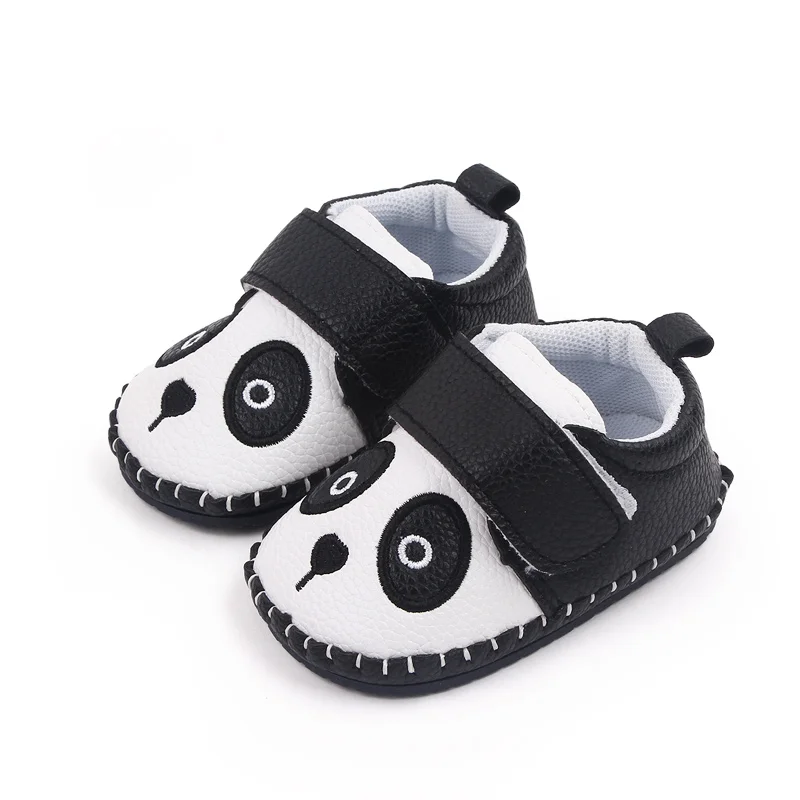 Cute Panada Design Soft TPR Outsole Baby Walking Shoes Toddler Shoes for Boys factory