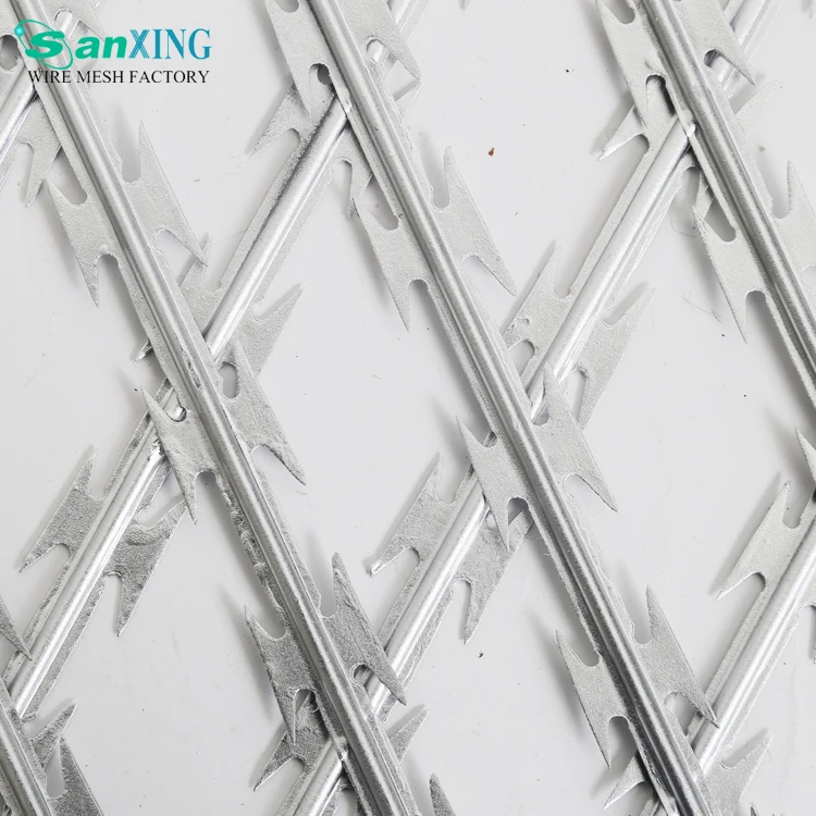 Wholesale Galvanized Barbed Wire Price Per Roll/hot Dipped Galvanized Boundry Security Fence Barbed Wire razor Barbed Wire