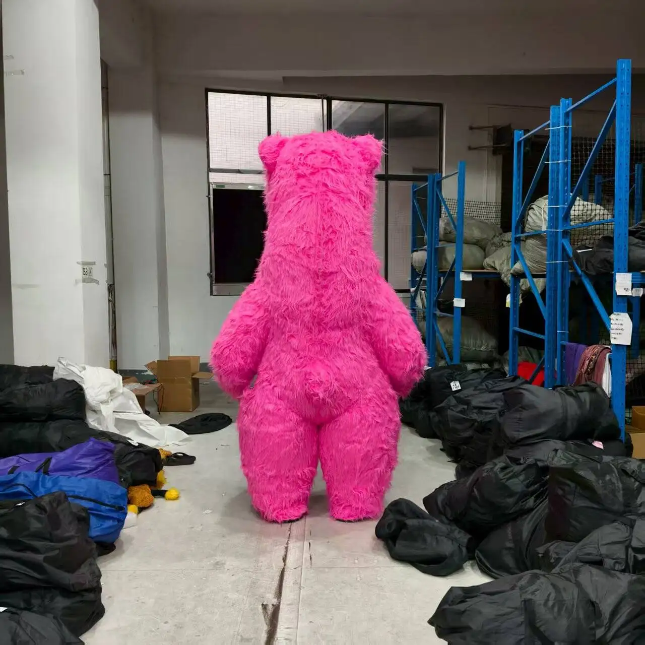 Efun MOQ 1 PC Red Polar Bear Mascot Costume Adult Walking Character Mascot  Cosplay Costume for Birthday Party