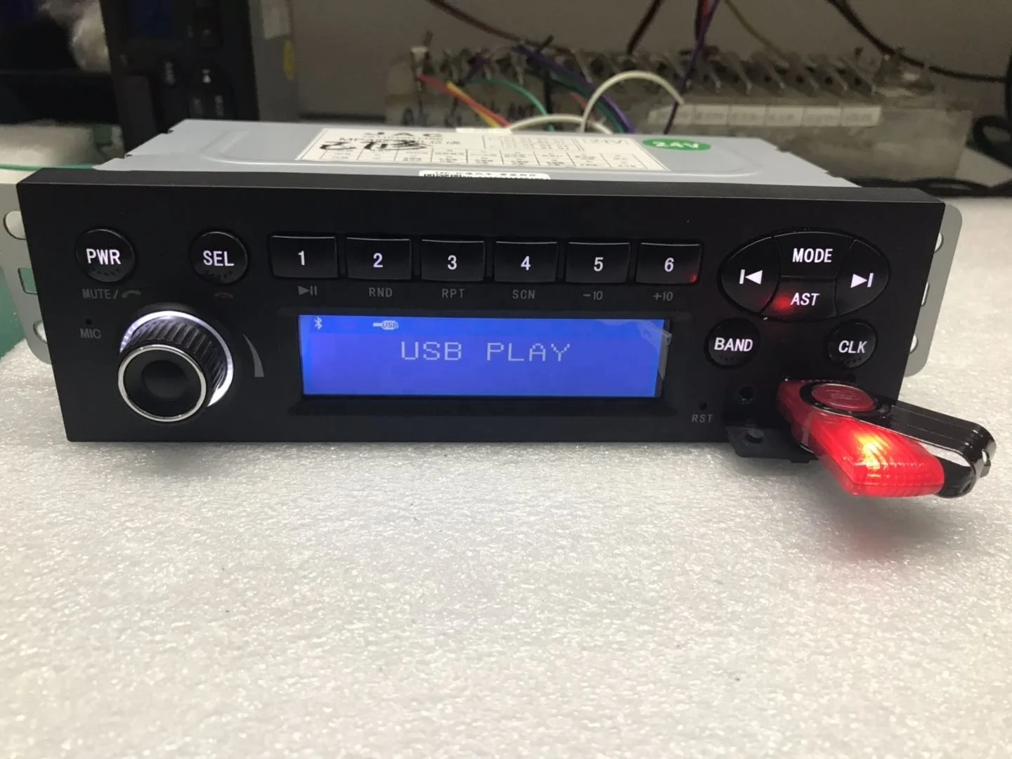 XinYoo OEM Universal One DIN Fix Panel Car Stereo with MP3 USB SD AUX Audio Car Radio Player Car MP3 Player