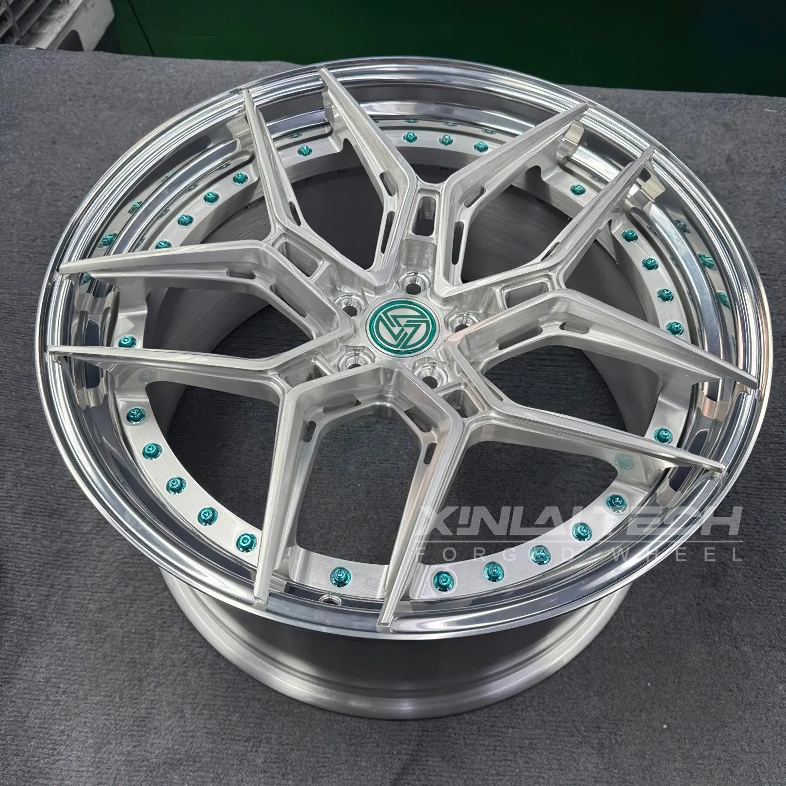 XL Silver Brushed Custom 2 Piece Forged Wheels 5x112 5x114.3 5x120 Deep Dish Wheels 18 19 20 21 22 Inch Car Alloy Rims - Image 3