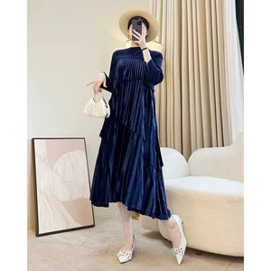 High-end Mom Autumn Chiffon Floor-Length Casual Dress 2026 New Style Wide Fit Elegant Age-reducing Front Logo