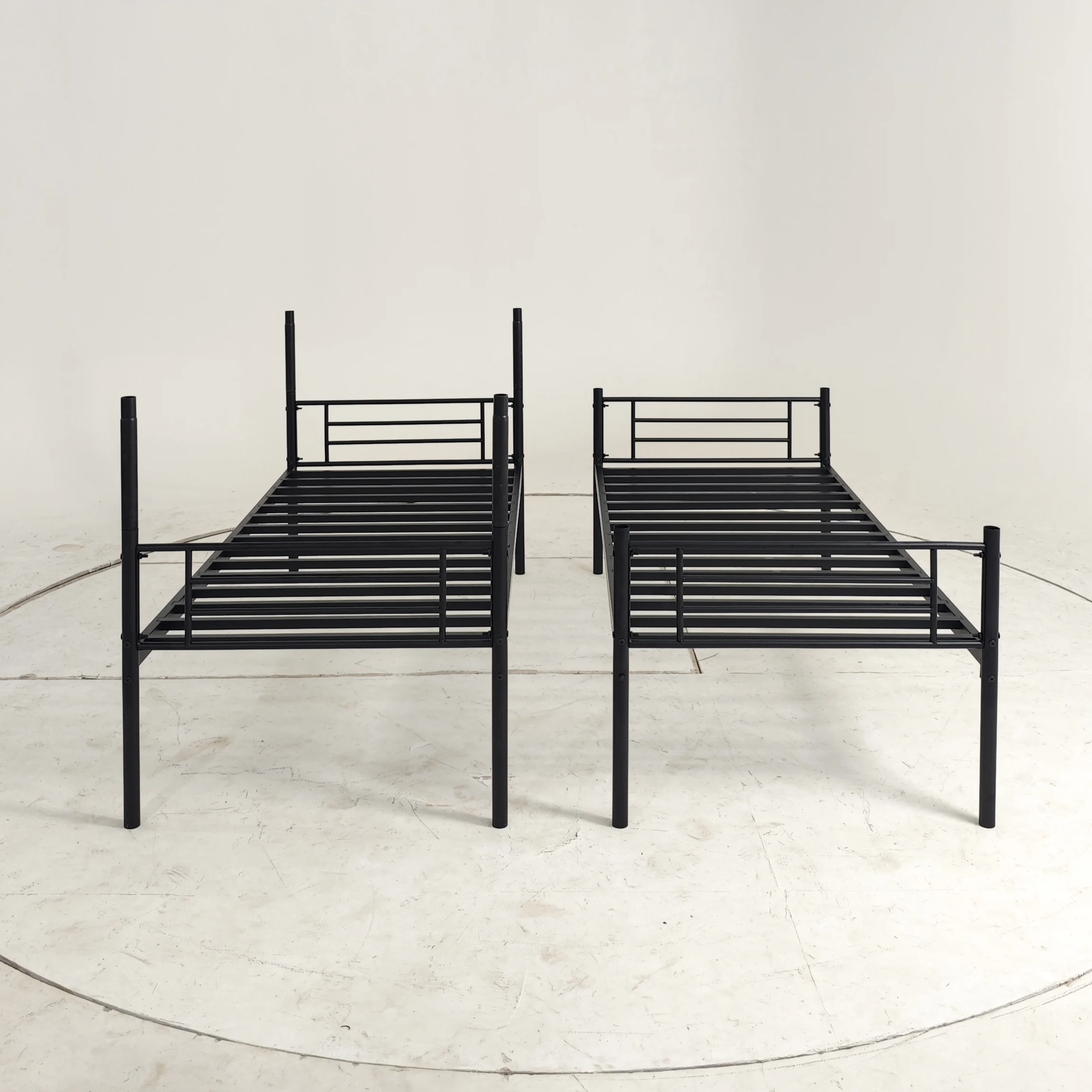 Factory Wholesale Single Metal Bed Iron Bed Bedroom Furniture Metal