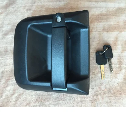 Shacman DZ15221340015 - High Quality Right Door Handle Locks