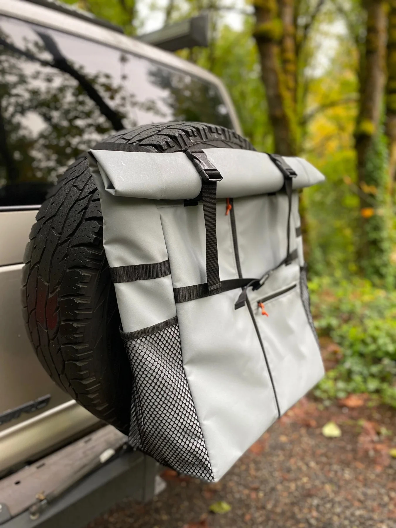 Custom 600d Acrylic Coated Offroad Truck Tailgate Trash Bag Jeep Rear