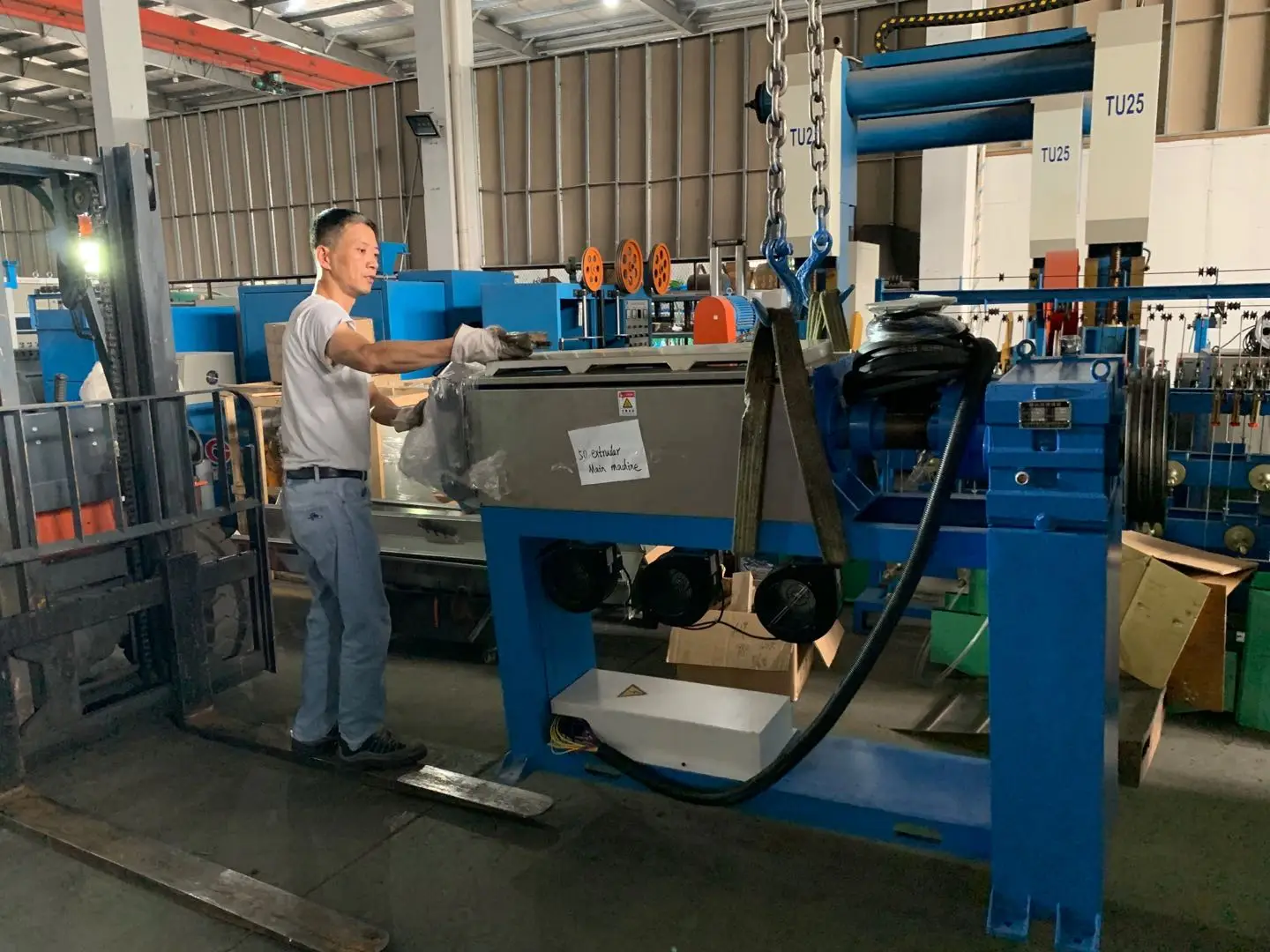 JICHENG Electric Automatic USB Data Copper Wire Cable Insulation Extruder Making Machine