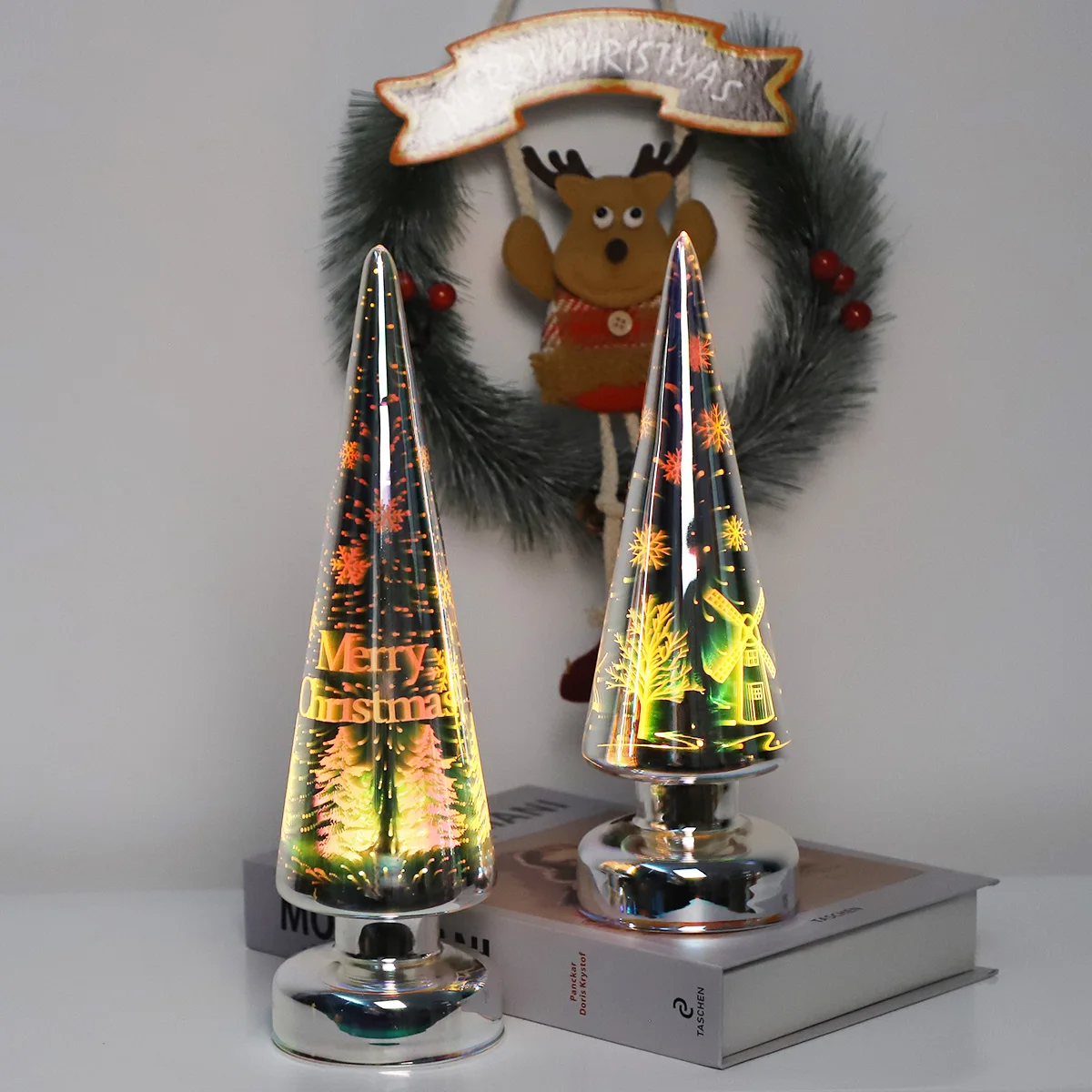 Best Selling Merry Christmas Wholesale Artificial 3D Holographic Handmade Glass Christmas Tree With Delicate Led Lights