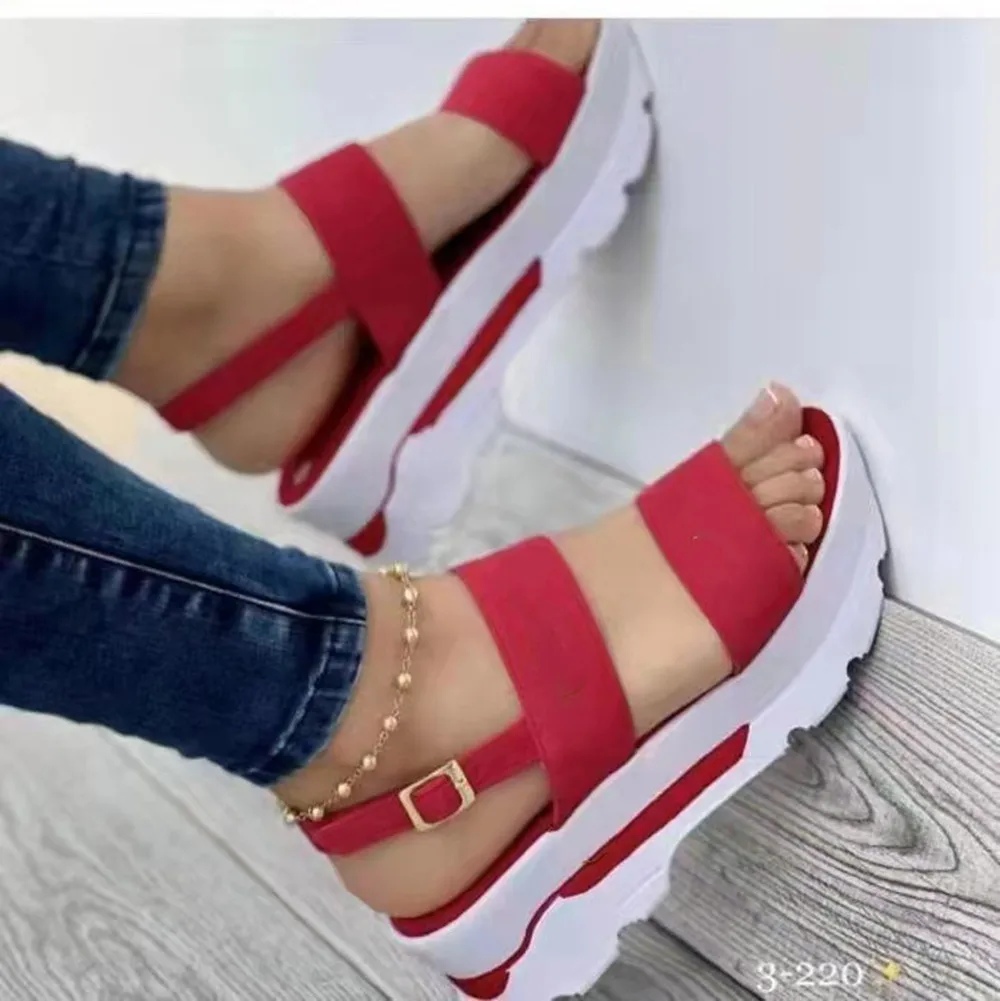 2024 New The new Summer plus-size wedge-toe clasp sandals for women with platform soles and Roman sandals for women