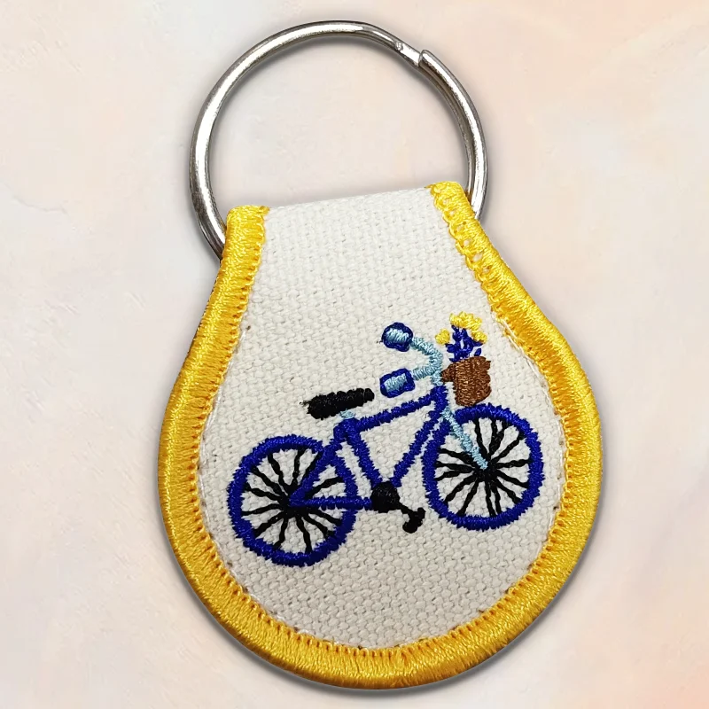 Patch de porte-clés brodé avec logo personnalisé de haute qualité, broderie avec vélo