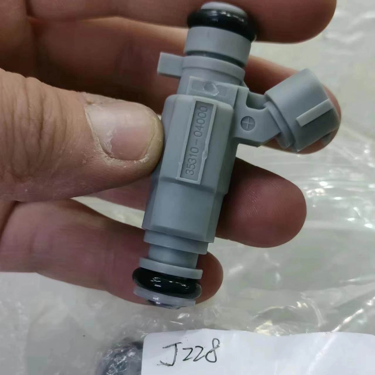 Fuel Injector for Hyundai Grand I10 & Kia Picanto 1.6 | OEM 35310