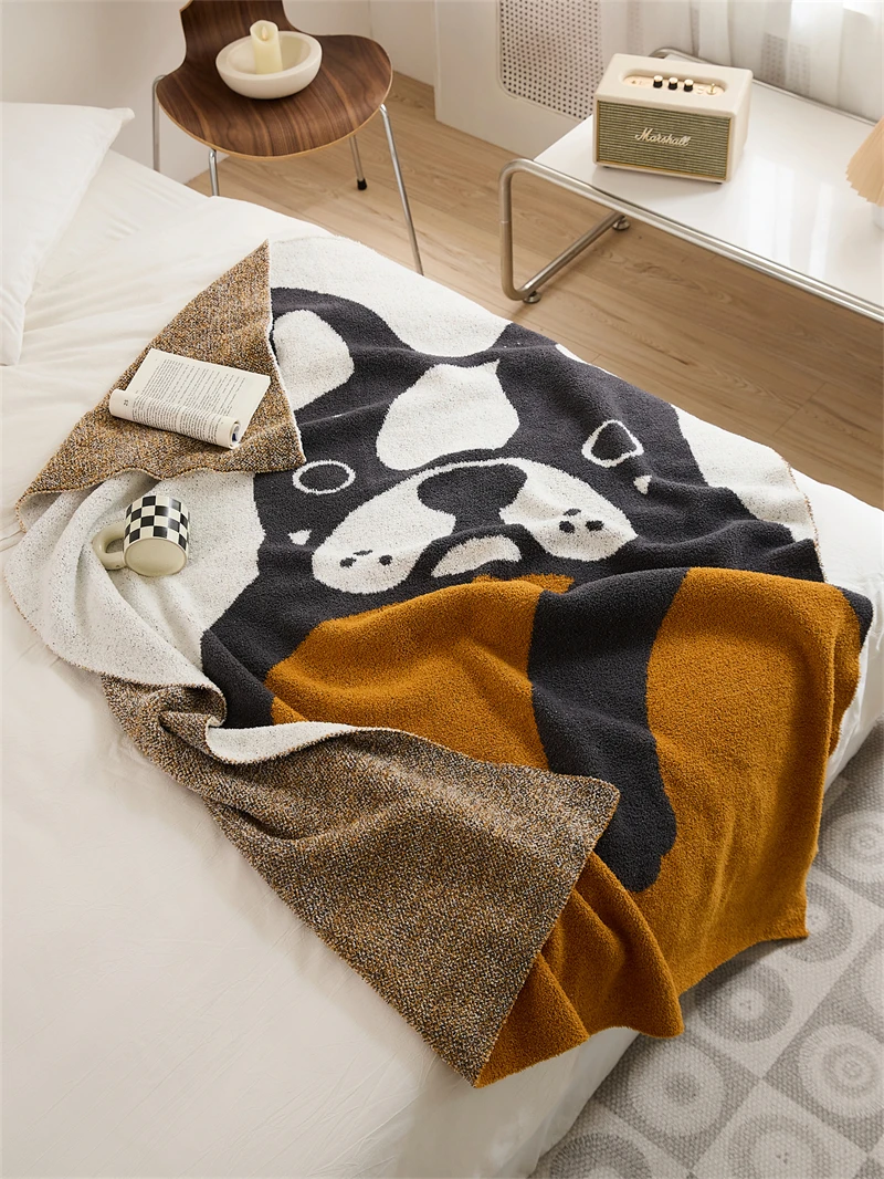 Adult Knitted Blanket With Dog Patterns That Are Fun And Cute 100% Polyester djf factory