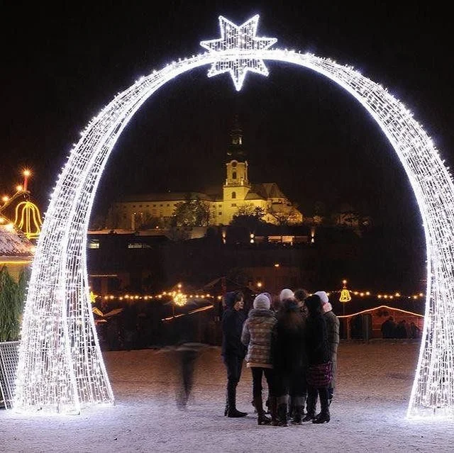 Giant Lighted Star Arch Motif Light Display for All Kinds of Holidays Christmas Decor