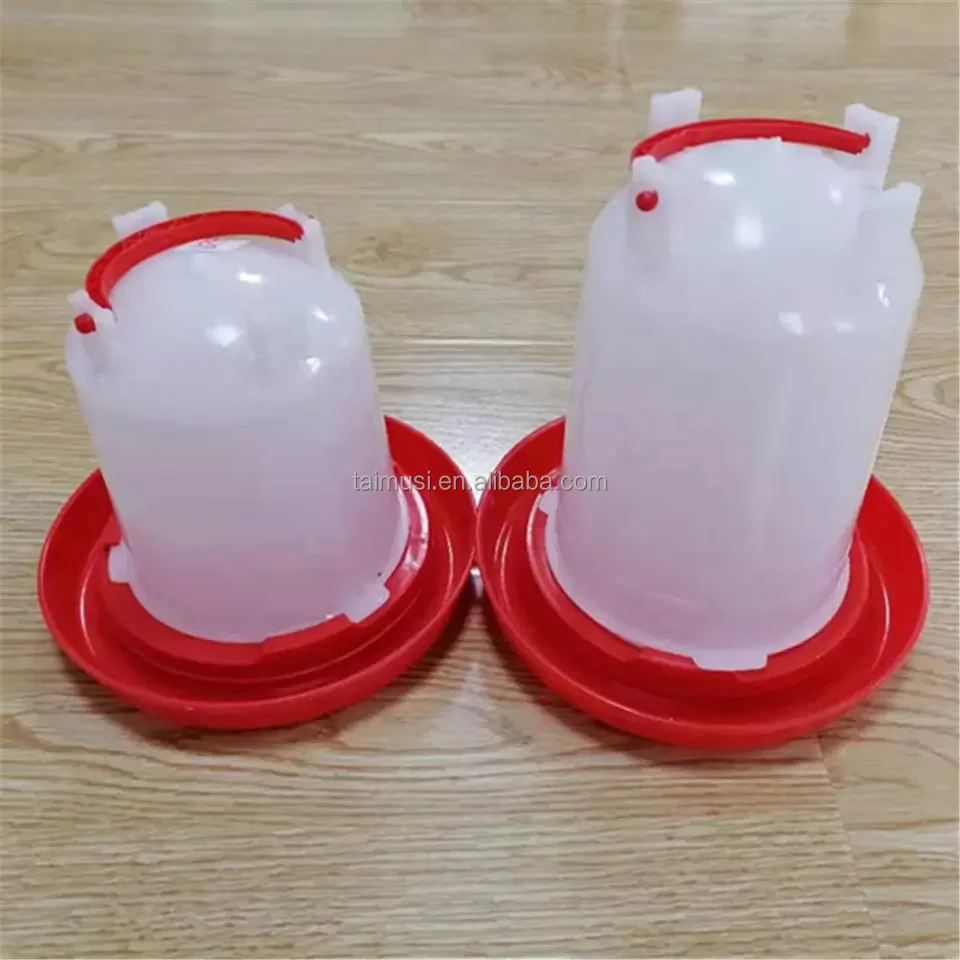 1 Qt Plastic Feeder Base For Poultry – Chickens, Ducks, Geese, Chicks, Quails