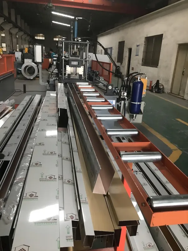 Lms Ceiling U Baffle Roll Former Machine - Buy Roll Forming Machine ...