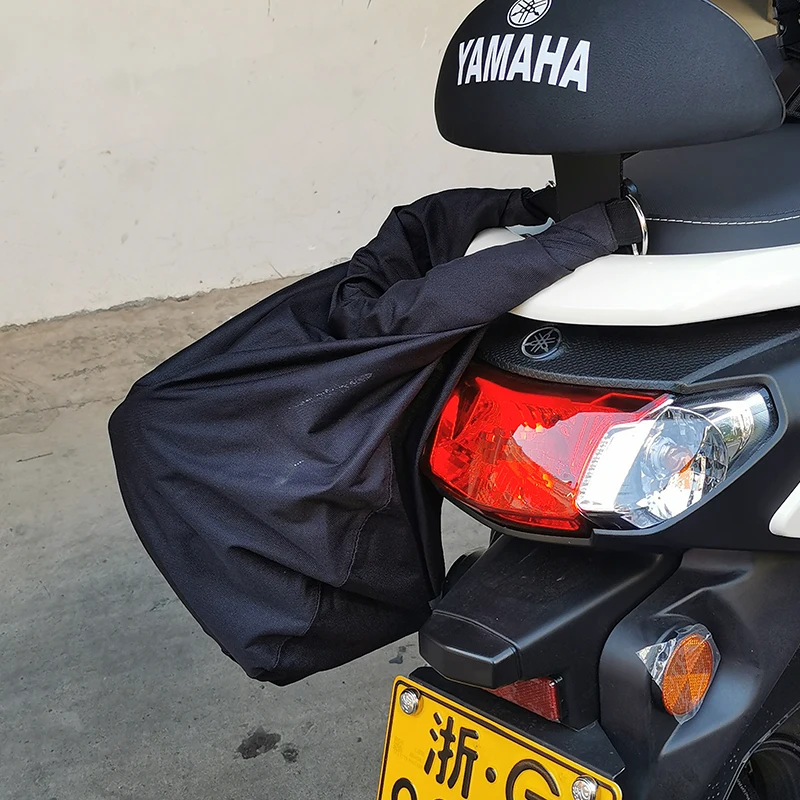 MESOROCK Waterproof 600D Oxford Security Anti- Theft Motorcycle Helmet Bag  with Combination Lock for Motorcycle Helmet
