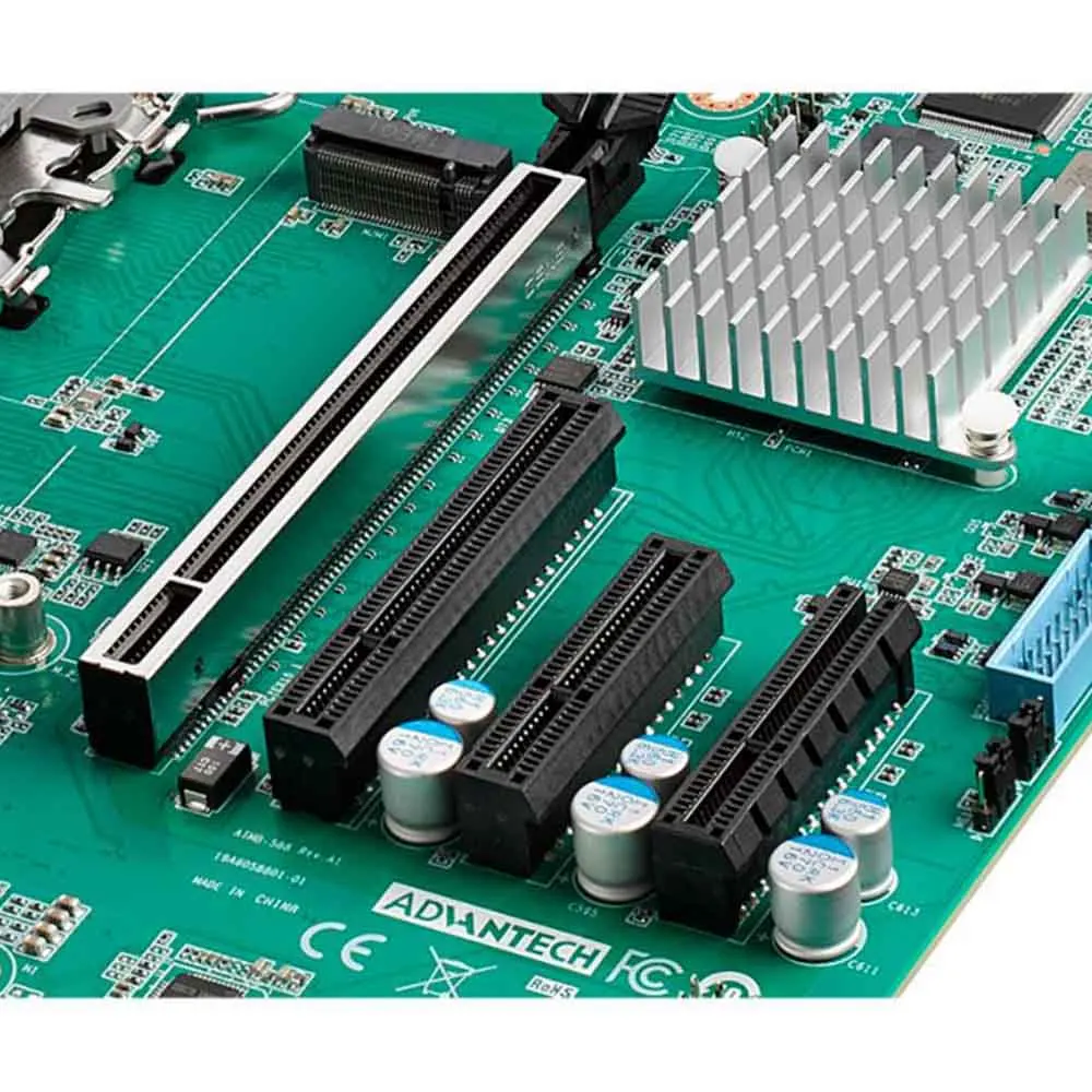 アドバンテック製マザーボードAIMB 588用Micro ATXマザーボード