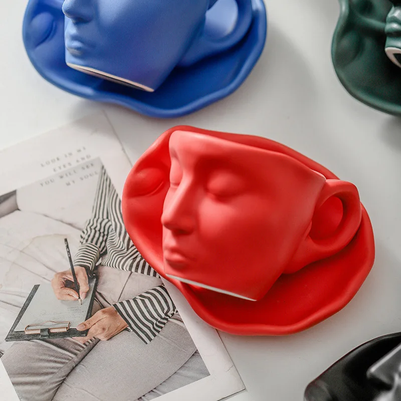 Nordic Ceramic Coffee Mug Unique 100ml/260ml Face Sculpture Design Wholesale Espresso Cup for Cafe Shop and Party Occasions