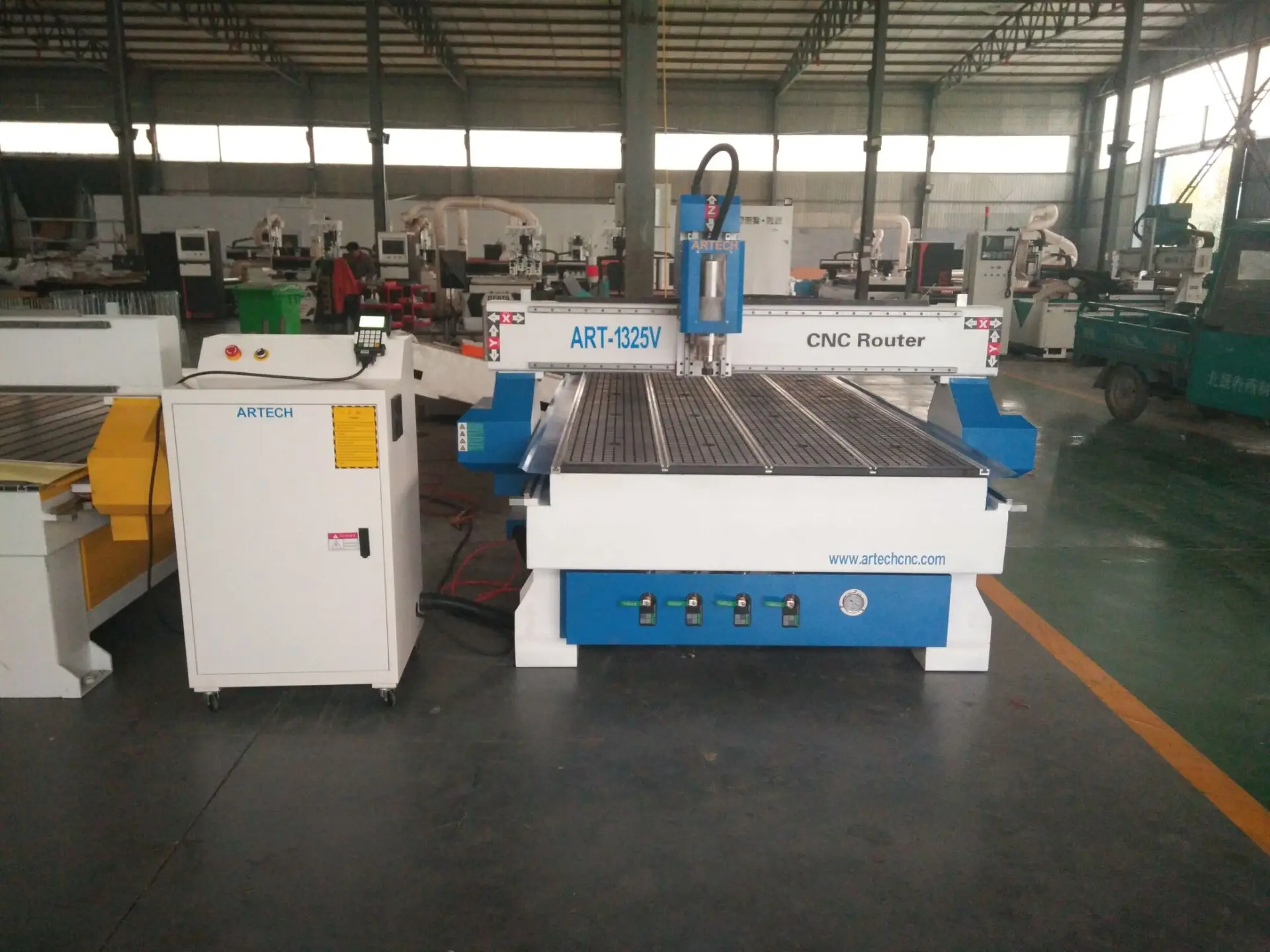 3 Axis Cnc Milling Machine Price For Sale 1325.jpg