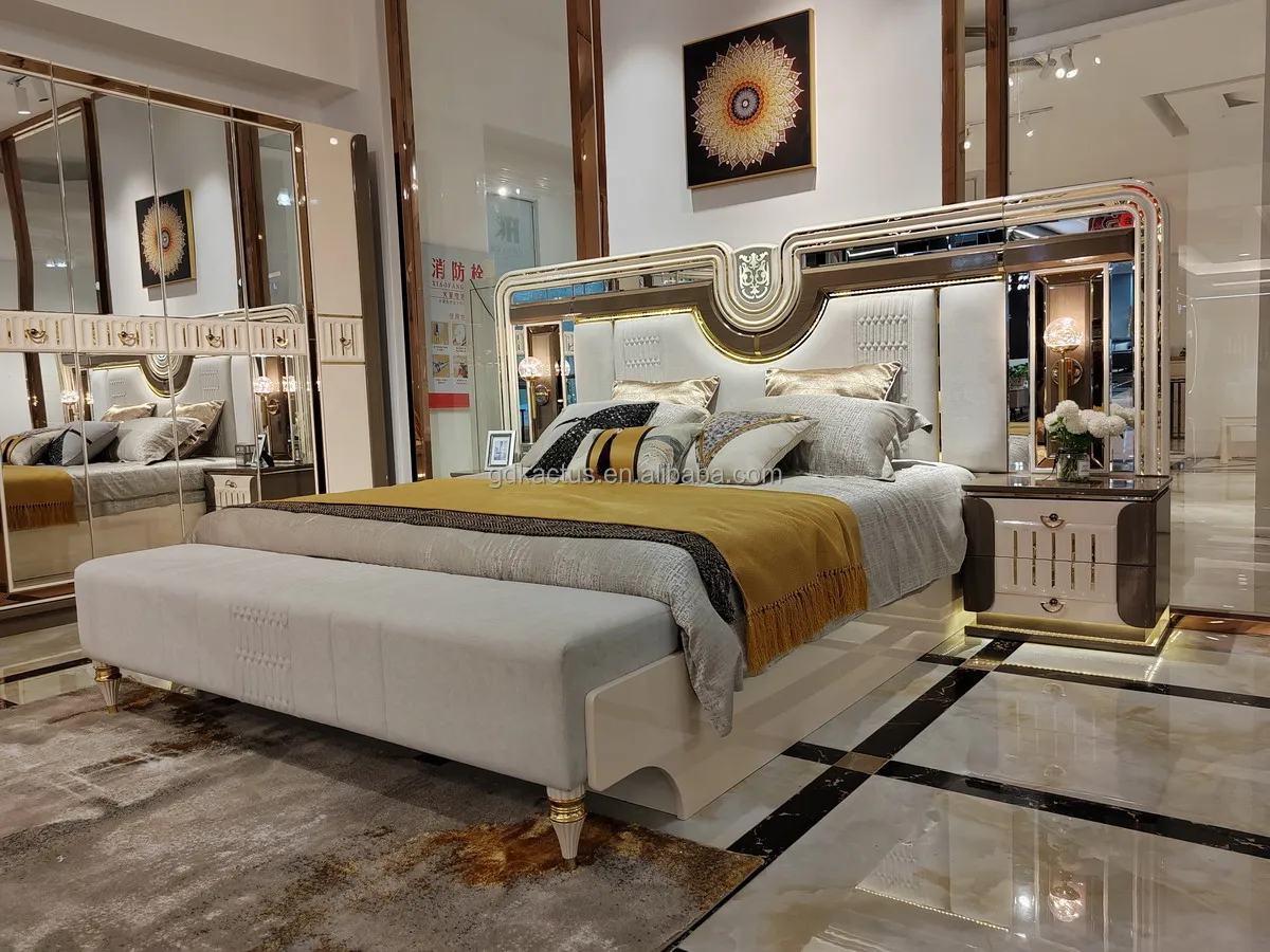 Luxury Royal Furniture Antique Gold Bedroom Sets With Mirror Headboard