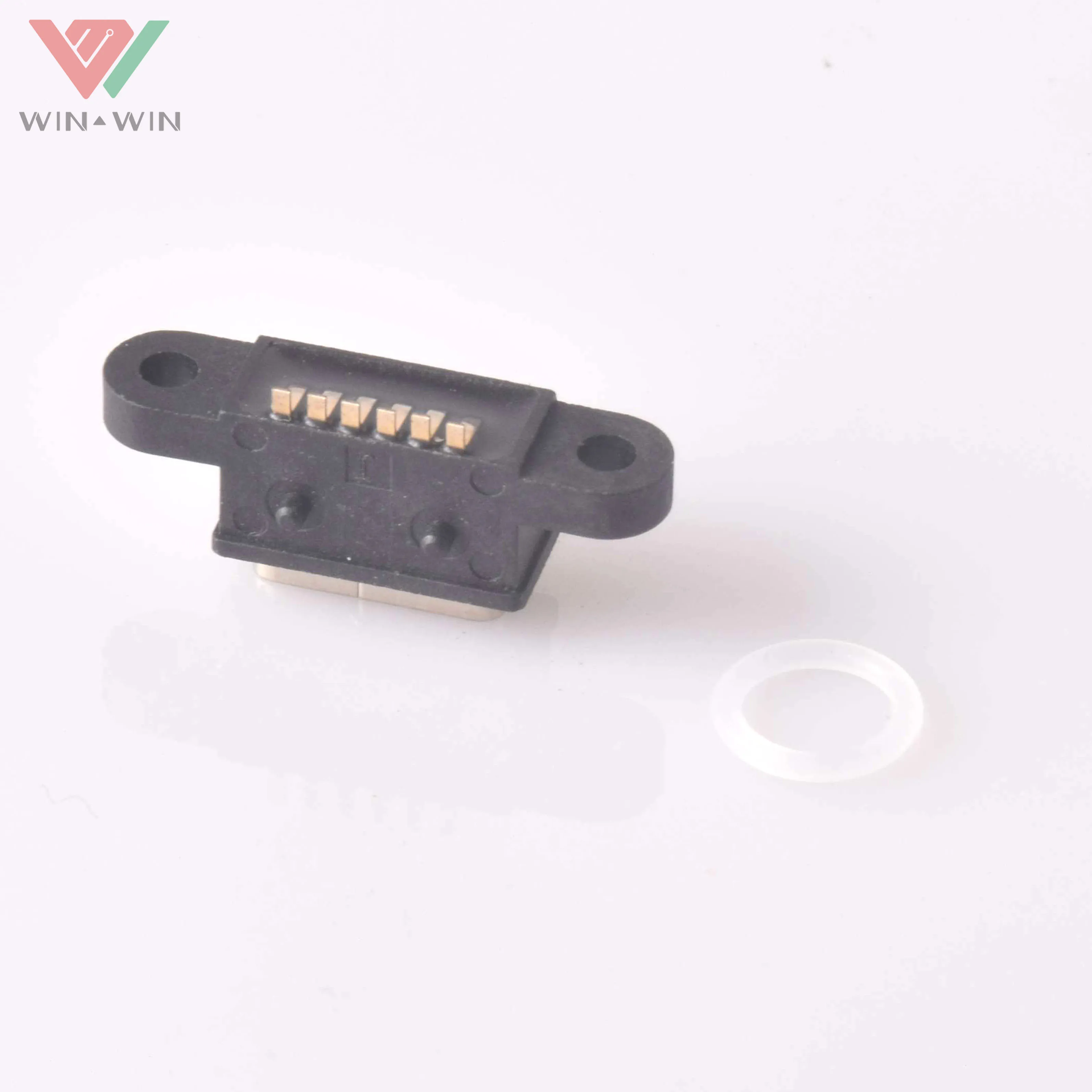China Factory 6Pin Waterproof Female USB Type C Connector IPX8