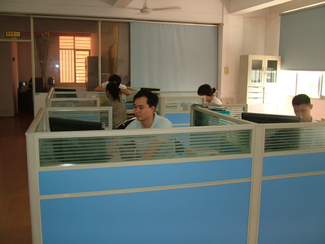 Quanzhou Jialy Bags Co., Ltd. 3